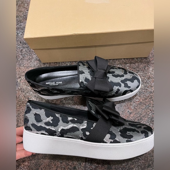 Brand New with Box Michael Kors Lux Collection platform slip on size 8 / 38.5 - Picture 3 of 4